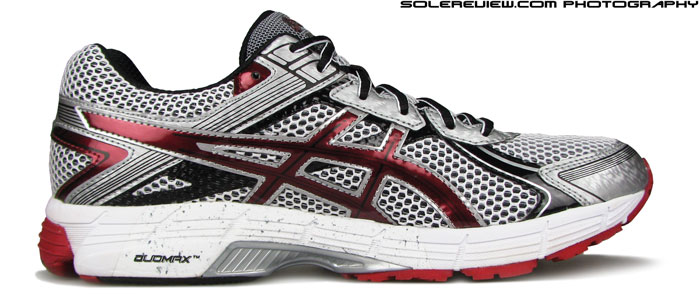 difference between asics gt 1000 and 2000