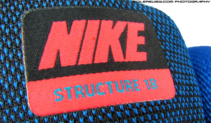 nike structure 18s
