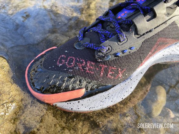 Best waterproof running shoes for rain | Solereview