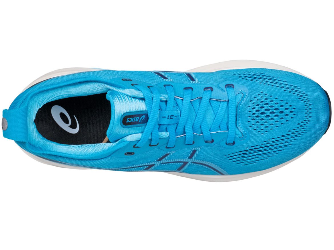 The top view of the Asics Kayano 31.