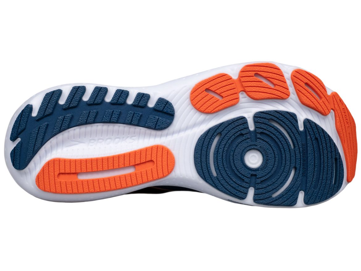 The outsole of the Brooks Glycerin 21.